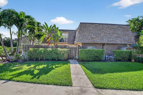 2907 SW 22nd Cir #39D, Delray Beach, FL 33445