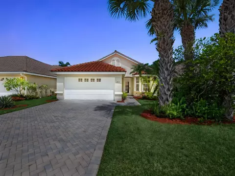 624 SW Saint Thomas Cv, Port Saint Lucie, FL 34986