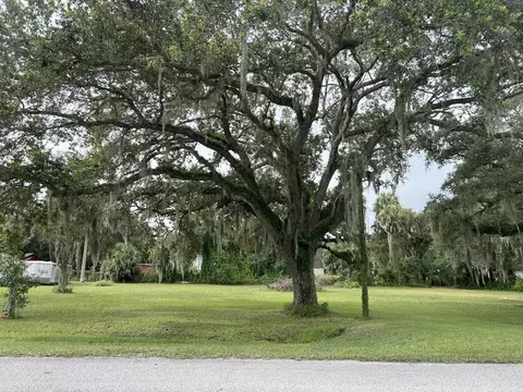 2070 SW 8th St, Okeechobee, FL 34974