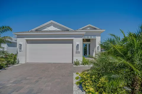 2144 Falls Mnr, Vero Beach, FL 32967