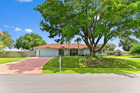 1086 SW Goodman Ave, Port Saint Lucie, FL 34953
