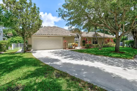 303 Hardwood Pt, Jupiter, FL 33458