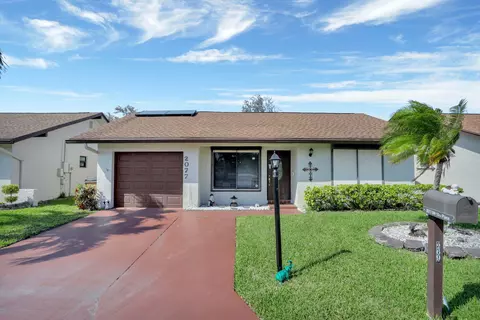 2077 SW 15th Pl, Deerfield Beach, FL 33442