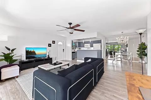 516 Osprey Dr #15D, Delray Beach, FL 33444