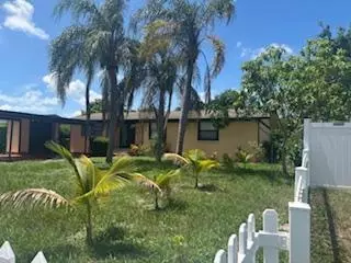 3921 Chickasha Rd, Lantana, FL 33462