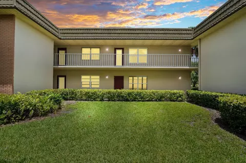 43 Vista Gardens Trl #106, Vero Beach, FL 32962
