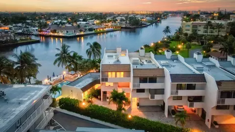 1222 Hillsboro Mile #24, Hillsboro Beach, FL 33062