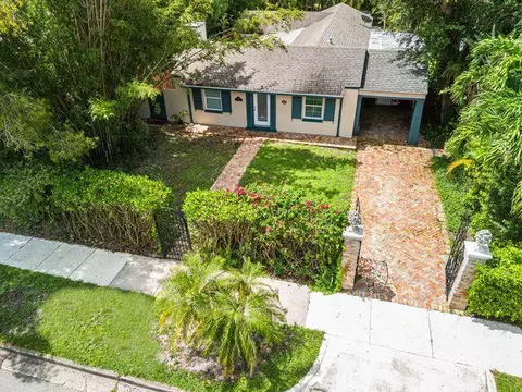 322 Valencia Rd, West Palm Beach, FL 33401