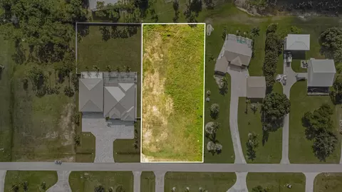 18742 Crosswind Ave, North Fort Myers, FL 33917