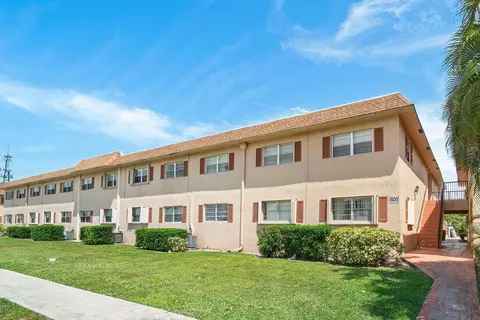 600 SW 2nd 2390 Ave #2390, Boca Raton, FL 33432