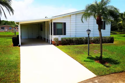 8191 Buckthorn Cir, Port Saint Lucie, FL 34952