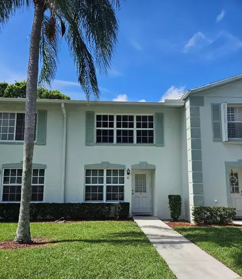 3700 Savoy #C, West Palm Beach, FL 33417