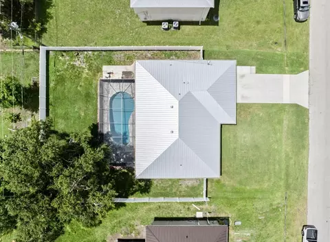 560 SW Undallo Rd, Port Saint Lucie, FL 34953