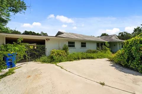 513 SW Fuge Rd, Stuart, FL 34997