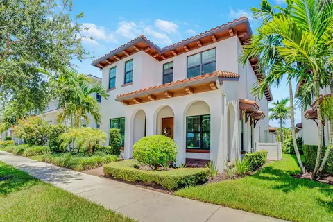 13616 Dumont Rd, Palm Beach Gardens, FL 33418