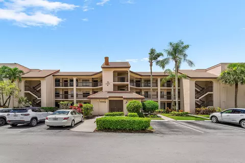 10110 Cedar Point Blvd #203, Boynton Beach, FL 33437