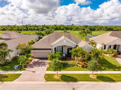 7201 E Village Sq, Vero Beach, FL 32966
