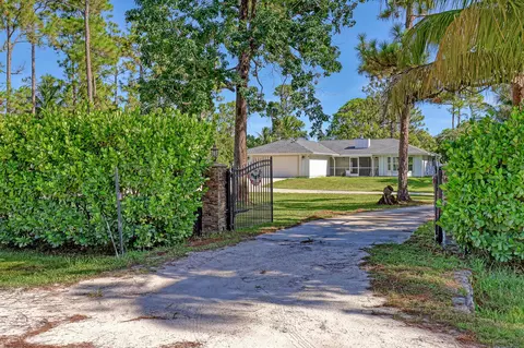 11885 52nd Rd N, The Acreage, FL 33411