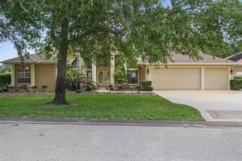 47 Old Oak Dr S, Palm Coast, FL 32137