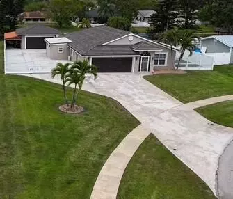 183 Cordoba Cir, Royal Palm Beach, FL 33411