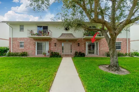 2025 S Seacrest Blvd #B, Boynton Beach, FL 33435