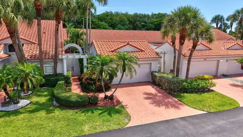 3815 Candlewood Ct, Boca Raton, FL 33487