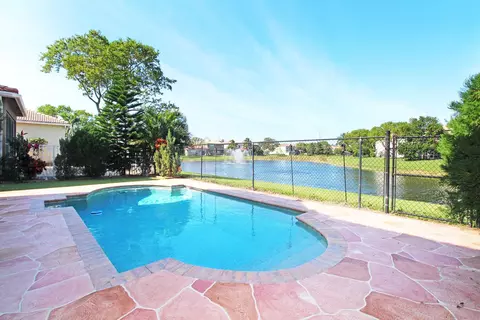 4087 Woodhill Pl, Boynton Beach, FL 33436
