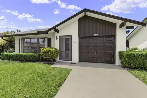 6370 Lakemont Cir, Greenacres, FL 33463