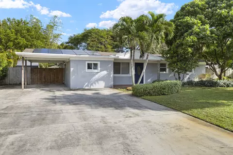 6918 Tradewind Way, Lake Worth, FL 33462