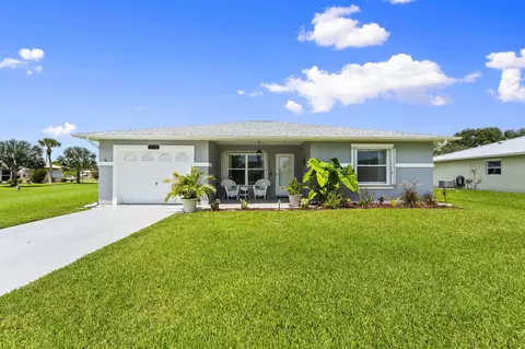 5713 Spindle Pl, Fort Pierce, FL 34982