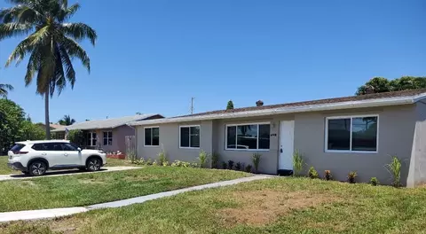 6448 N Lawrence, Lake Worth, FL 33462