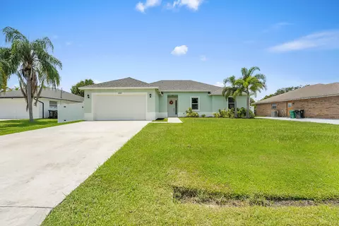 1150 SE Sabina Ln, Port Saint Lucie, FL 34983