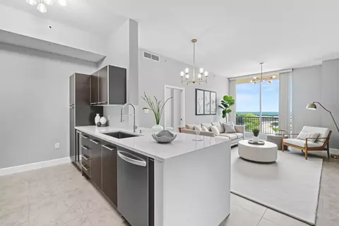550 Okeechobee Blvd #LPH-05, West Palm Beach, FL 33401