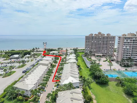 760 Seaview Dr, Juno Beach, FL 33408