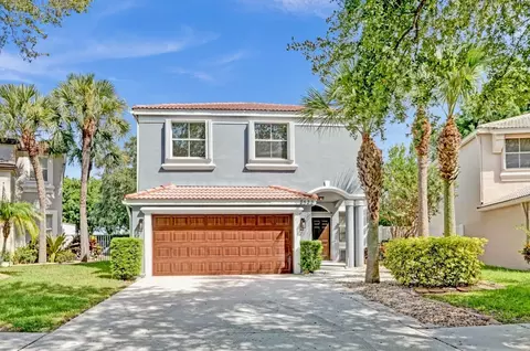 7522 Oak Grove Cir, Lake Worth, FL 33467