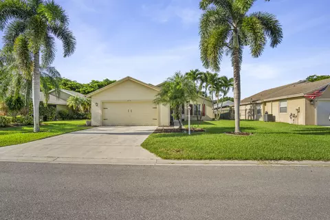 2440 SW Riviera Rd, Stuart, FL 34997
