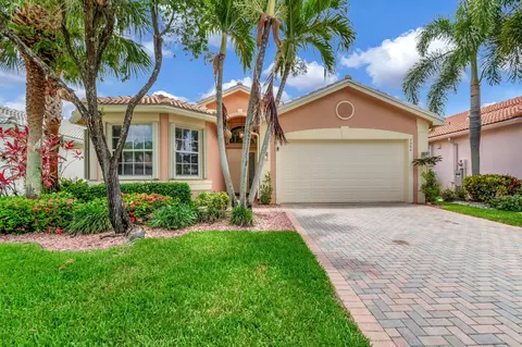 7566 Pebble Shores Ter Ter, Lake Worth, FL 33467