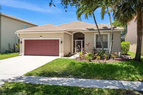 209 Seminole Lakes Dr, Royal Palm Beach, FL 33411