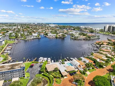 3501 Harbor Cir, Delray Beach, FL 33483