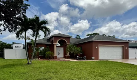 143 SW Glenwood Dr, Port Saint Lucie, FL 34984