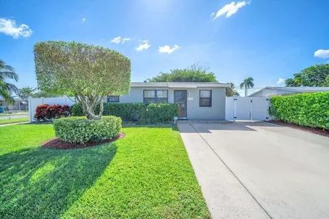 212 NW 11th, Boynton Beach, FL 33435