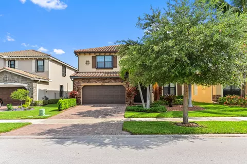 8873 Sea Chase Dr, Lake Worth, FL 33467