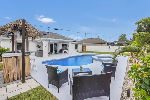 2073 SE Berkshire Blvd, Port Saint Lucie, FL 34952