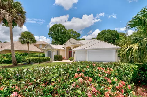 4440 6th Pl SW, Vero Beach, FL 32968
