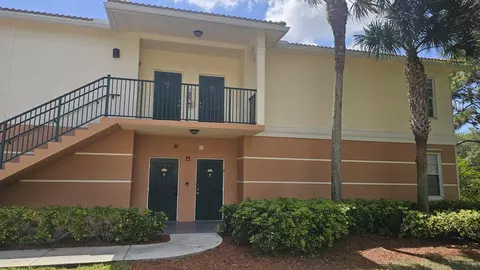 1111 Myrtlewood Cir E #1111, Palm Beach Gardens, FL 33408