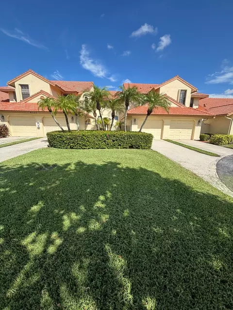 8320 Waterline #202, Boynton Beach, FL 33472