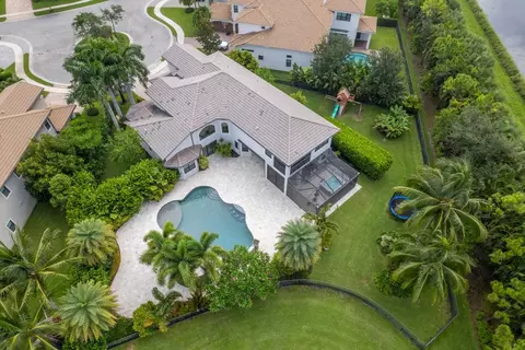 16865 Pierre Cir, Delray Beach, FL 33446