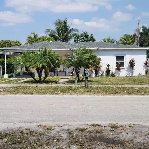 551 NW 107th St, Miami, FL 33168