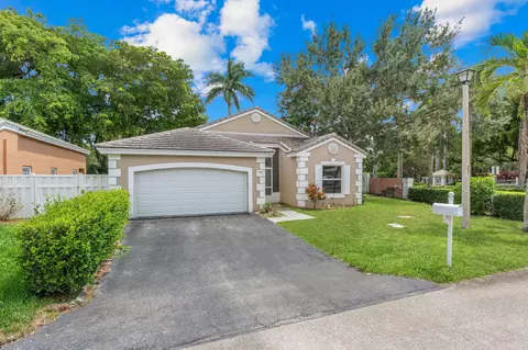 5380 NW 52nd St, Coconut Creek, FL 33073