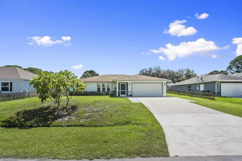 4072 SW Carlile St, Port Saint Lucie, FL 34953